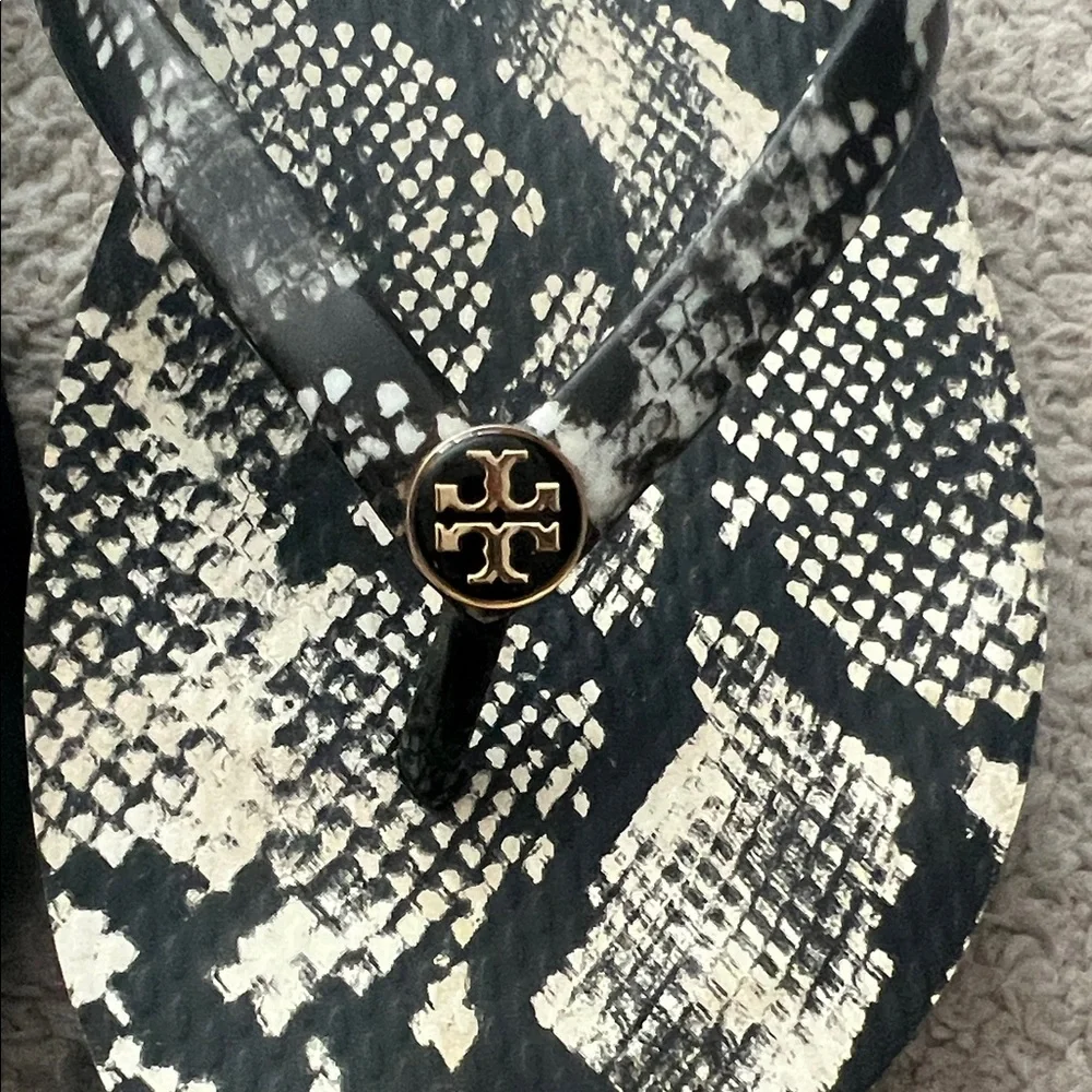Tory Burch Black and Cream Reptile Flip Flops - Picture 2 of 3